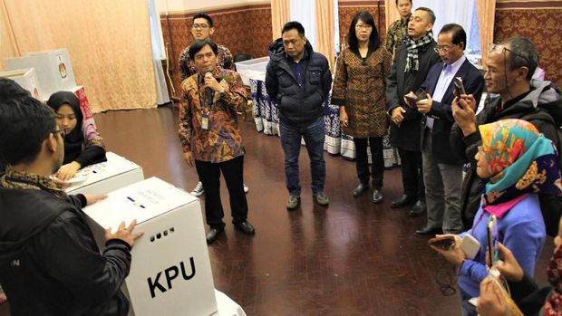 Setelah pemungutan suara selesai dilakukan, kotak suara disegel