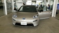 Konsep mobil ini sontak meramaikan media sosial melalui berbagai foto yang diunggah. Melihat dari foto yang dilansrikan oleh autoevolution.com, mobil ini diperkirakan menjadi reinkarnasi mobil sport legendari MR2 dari Toyota. Foto: Pool (Autoevolution)