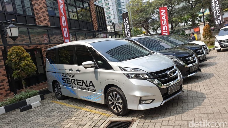 Nissan Serena. Foto: Luthfi Anshori Nissan Serena. Foto: Luthfi Anshori