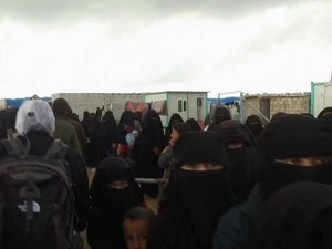 Pengantin ISIS Sekarang Jadi Polisi Moral di Kamp Pengungsi Suriah