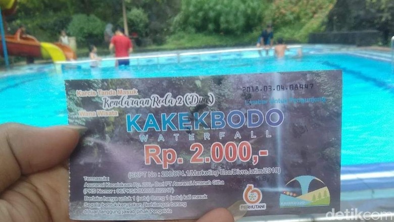 Jukir Kakek Bodo yang Tarik Parkir 6 Kali Lipat Dipecat Jukir Kakek Bodo yang Tarik Parkir 6 Kali Lipat Dipecat
