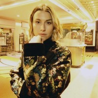 Melanie mengatakan, bisa bekerja dengan boyband sebesar BTS adalah sebuah mimpi yang jadi nyata dan pencapaian besar sepanjang karirnya. Foto: Instagram/@melaniejoyfontana