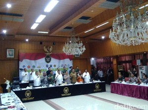 Masa Tenang, Menko Polhukam Rapat Bareng Kapolri-Panglima hingga KPU