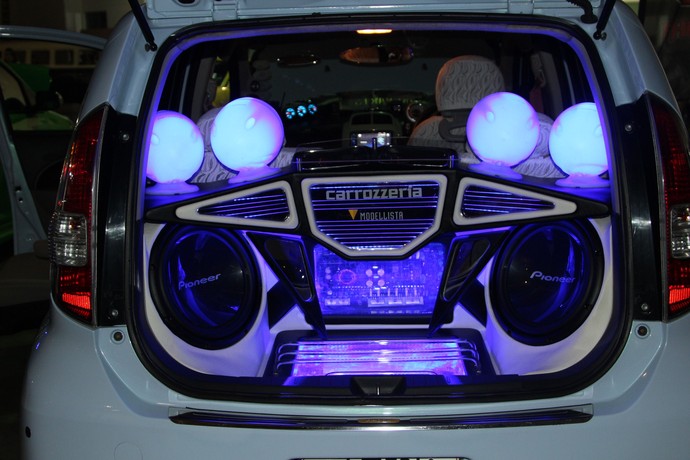 Bukan Cuma Gaya-gayaan, Pria Ini Modif Mobil untuk Kaum Difabel