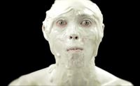 Hiii Seram! Iklan Es Krim Ini Viral Karena Aneh dan Menyeramkan 