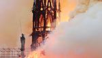 Penampakan Kebakaran Gereja Notre Dame Paris