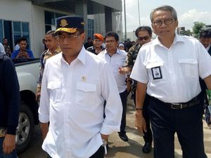 Menhub Budi Cek Kesiapan Angkutan Lebaran di Semarang