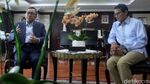 Senyum Sandiaga Uno Saat Temui Ketua MPR Zulkifli Hasan