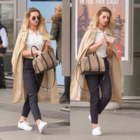 Pada 2013, wanita asal Inggris itu bersama rekannya menyelundupkan kokain di dalam paket makanan dengan nilai 1,5 juta Poundsterling atau sekitar Rp 27 miliar. Michaella dipenjarakan selama kurang lebih tiga tahun.  Foto: Instagram @michaella_mccollum