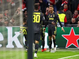 Ajax Bertekad Menang, tapi Bukan Man To Man Marking Ronaldo Caranya