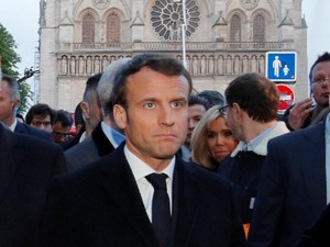 Macron Umumkan 7 Ribu Tentara Dikerahkan Untuk Jaga Tempat Ibadah-Sekolah