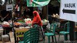 Antusias Warga Bangun TPS di Kawasan Pasar Jembatan Lima