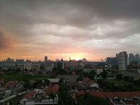 Huawei P30 Lite, Ponsel Kelas Menengah yang Meriah