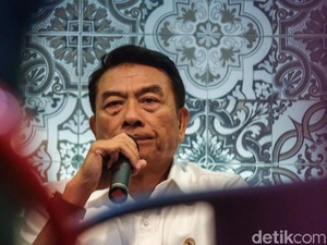 Ijtimak Ulama Desak KPU Diskualifikasi 01, Moeldoko: Ada UU, Hormati Hukum