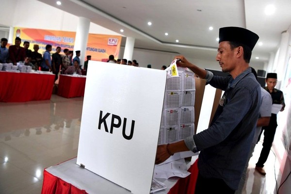 Simulasi KPU: Coblos Ulang 21 Pilkada Digelar Sabtu, 3 Daerah Ini Rabu