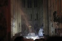 Presiden Prancis Janji Bangun Lagi Notre-Dame dalam 5 Tahun