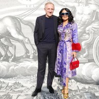 Pria 56 tahun ini memang dikenal sebagai miliuner. Dia adalah bos perusahaan Kering SA yang membawahi brand fashion mewah seperti Gucci dan Balenciaga. Saat menikahi Salma Hayek pada 2009, Francois-Henri Pinault sudah menduduki jabatan CEO Kering dan pimpinan dari Groupe Artémis.Foto: Getty Images