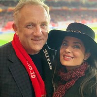 Salma Hayek dan Francois-Henri Pinault mulai berkencan sejak 2007. Keduanya kemudian mengumumkan bertunangan pada Maret 2007. Dan pada September 2007, Salma melahirkan putri dari hubungannya dengan Pinault yang dinamai Valentina Paloma Pinault. Foto: Instagram Salma Hayek