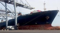 Kini, TPK bisa melayani kapal terbesar sekalipun dengan kapasitas 4.253 TEUs yang biasa berlayar internasional. Foto: dok. TPK Koja