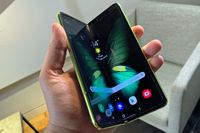 Samsung Tunda Peluncuran Galaxy Fold di China?