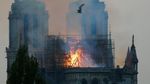 Penampakan Kebakaran Gereja Notre Dame Paris