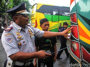 Dishub DKI Cek Kelaikan Kendaraan Pra Angkutan Lebaran
