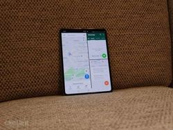 Siap Dijual, Begini Aksi Galaxy Fold dalam Genggaman
