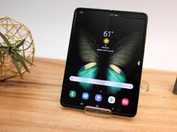 Siap Dijual, Begini Aksi Galaxy Fold dalam Genggaman