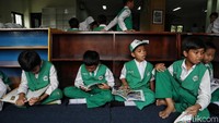 Perpustakaan ini memiliki misi untuk mengajarkan budaya membaca atau literasi kepada anak-anak agar terhindar dari perilaku menyebar hoax sejak dini.