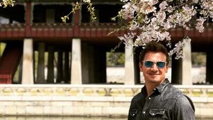 Foto: Saat Hawkeye Jadi Turis