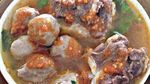 Sore-sore Begini Paling Asyik Jajan Bakso Rusuk yang Mantul Ini