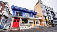 Setiap toko di Jalan Haeridan-gil tampak unik karena awalnya adalah bangunan tempat tinggal. Bangunan tersebut dicat warna-warni, sehingga tempat ini sangat cocok menjadi latar belakang foto-foto buat diunggah ke Instagram (dok KTO)