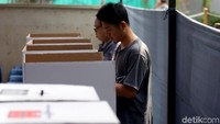 Sejumlah warga binaan menggunakan hak suaranya di Pemilu Serentak 2019.