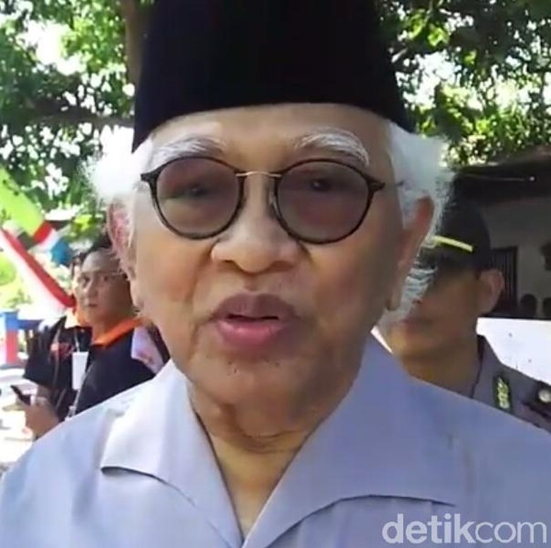 Gus Mus: Pemenang Jangan Hura-hura, Jaga Perasaan yang Kalah Gus Mus: Pemenang Jangan Hura-hura, Jaga Perasaan yang Kalah