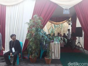Di Mana Khofifah, Emil, dan Risma Nyoblos ?