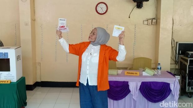 Ratna Sarumpaet Ikut Nyoblos, Rahasiakan Pilihannya di Pilpres