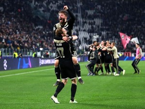 Ajax yang Muda dan Nilai Skuatnya Tak Seberapa Itu...