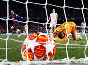 Hasil Liga Champions: Barcelona Hajar Man United 3-0