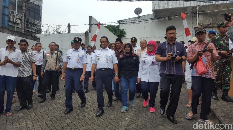 Keliling 3 TPS, Anies: Pemilu Lancar, Masyarakat Antusias Keliling 3 TPS, Anies: Pemilu Lancar, Masyarakat Antusias