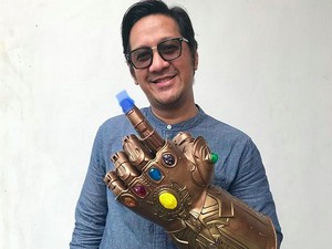 Andre Taulany Unjuk Jari Thanos Bertinta usai Nyoblos