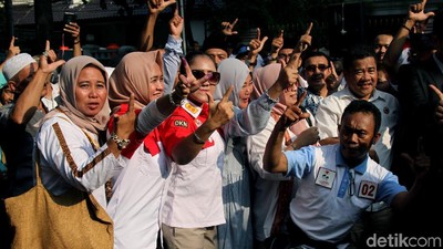 Begini Euforia Pendukung 02 di Kertanegara