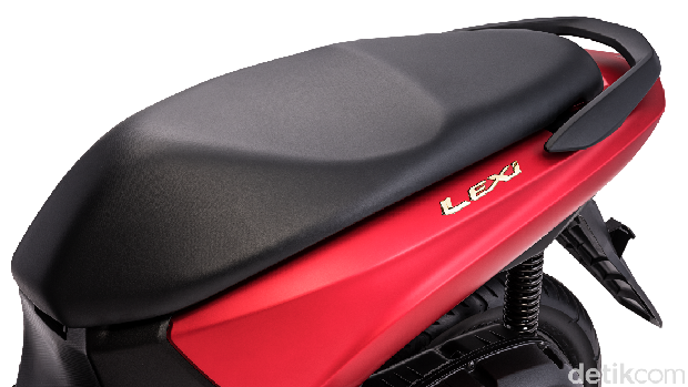 Ubahan Minor di Lexi, Emblem Warna Emas