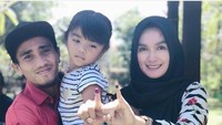 M . Taufiq tak ketinggalan datang ke TPS dan turut nyoblos. (Instagram pribadi)
