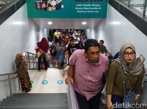 Jumlah Penumpang MRT Cetak Rekor (Lagi) Imbas Demo Mahasiswa