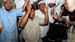 Prabowo Klaim Menang dan Sujud Syukur