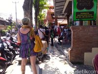 Pemilu di Bali Jadi Tontonan Turis