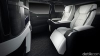 Baris depan dan belakang dipisahkan oleh layar kaca yang terinspirasi oleh layar tradisional Tiongkok. Foto: Lexus