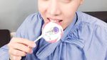 9 Bukti Kalau J-Hope BTS Suka Kulineran Bersama Sahabat
