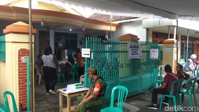 Tolak Celup Tinta, Seorang Warga Bacok Petugas KPPS di Blitar Tolak Celup Tinta, Seorang Warga Bacok Petugas KPPS di Blitar