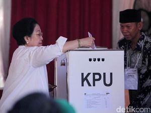 Megawati: Kenapa Bisa Begitu Banyak Anggota KPPS yang Meninggal?